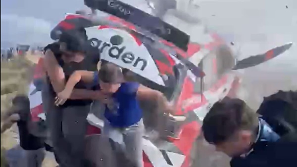 Tragedia en el Rally Sudamericano: muri&oacute; un espectador tras un despiste en C&oacute;rdoba