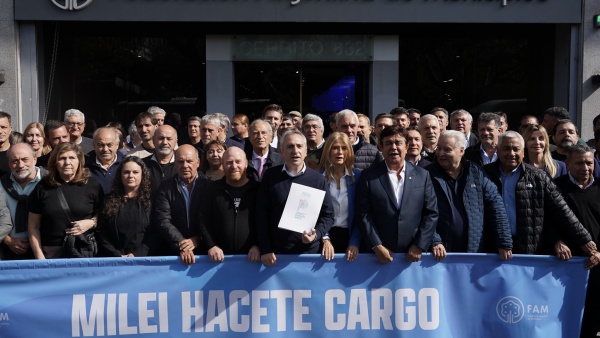 &ldquo;Milei hacete cargo&rdquo;: Alak denunci&oacute; recorte de $220 mil millones para comedores provinciales