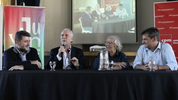 Alak y P&eacute;rez Esquivel, con estudiantes: &ldquo;La participaci&oacute;n de las juventudes construye una comunidad m&aacute;s justa&rdquo;