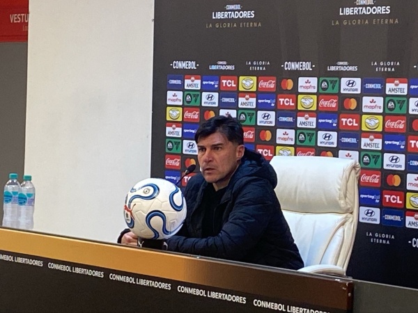 Cacique Medina en modo Pincha: "Fue un partido lleno de m&iacute;stica, fiel a nuestra historia y es merecida la clasificaci&oacute;n"