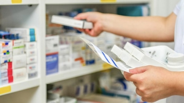 Informe revela que la venta de medicamentos cay&oacute; mientras que las ganancias de farmac&eacute;uticas fueron r&eacute;cord