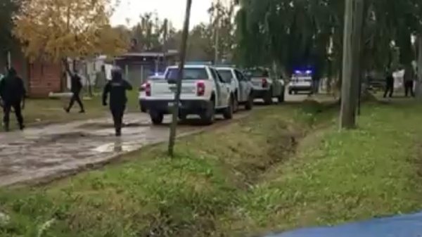 Persecuci&oacute;n, choque y cuatro detenidos tras robarle el auto a una m&eacute;dica platense