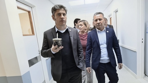 Kicillof contra el Gobierno por la nafta: &ldquo;El Estado interviene donde Milei no lo hace&rdquo;
