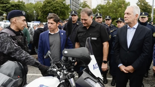 &ldquo;Vivi&oacute; del Estado toda su vida&rdquo;: Alonso cruz&oacute; a Bullrich tras llamarlo &ldquo;no ministro&rdquo; por un robo en La Plata