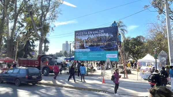 Postergan la licitaci&oacute;n para la obra del Parque Saavedra: los vecinos insisten reunirse con el intendente Julio Alak