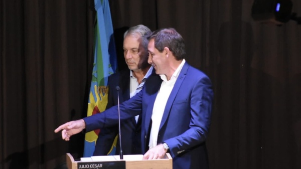 Peronismo dividido, libertarios al ataque y una pregunta que obsesiona a La Plata: &iquest;vuelve Garro?