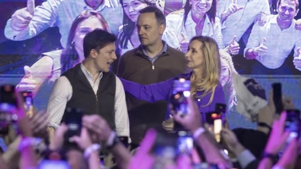 La interna libertaria se descontrola en las redes sociales y el Gabinete presiona a Milei para que intervenga