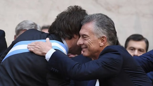 Macri sobre Milei: "Se ve como un profeta, es un liderazgo emocional"