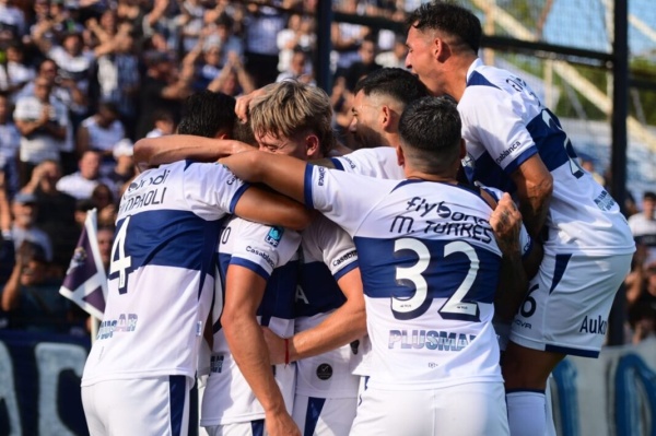 La devoci&oacute;n por Gimnasia de un futbolista Tripero: "Es hermoso, ya me hab&iacute;an dicho pero..."