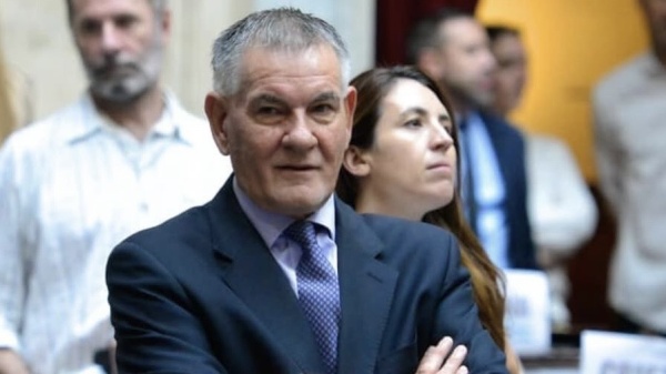 Un diputado platense present&oacute; un proyecto para prohibir por 5 a&ntilde;os la importaci&oacute;n de ropa usada