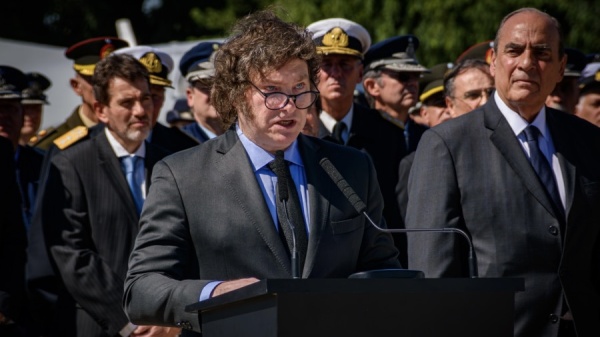 El gobierno de Milei le respondi&oacute; a vecinos de Tolosa por las fuerzas federales: "La solicitud debe hacerla Kicillof&rdquo;