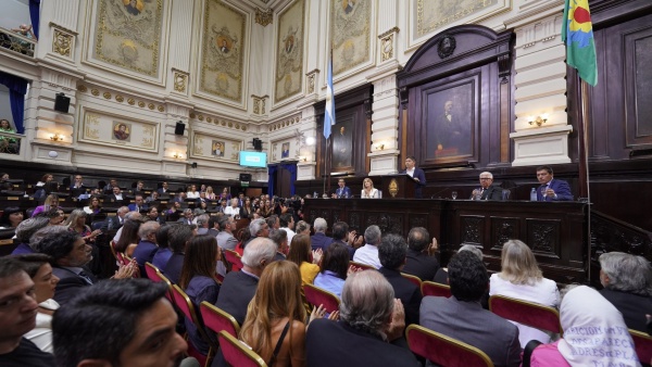 Se reactiv&oacute; la reforma electoral en Provincia: reelecci&oacute;n de intendentes, PASO y desdoblamiento en debate
