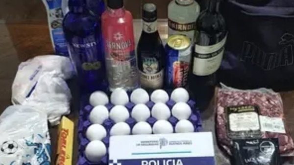 Entr&oacute; a un comercio, rob&oacute; mercader&iacute;a y termin&oacute; detenido junto a un c&oacute;mplice en pleno centro de La Plata