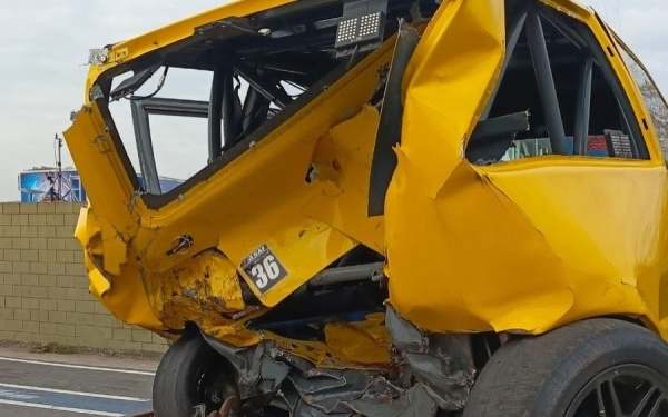 Tremendo choque en el Aut&oacute;dromo de La Plata: piloto impact&oacute; a un rival que reingres&oacute; a pista y qued&oacute; internado