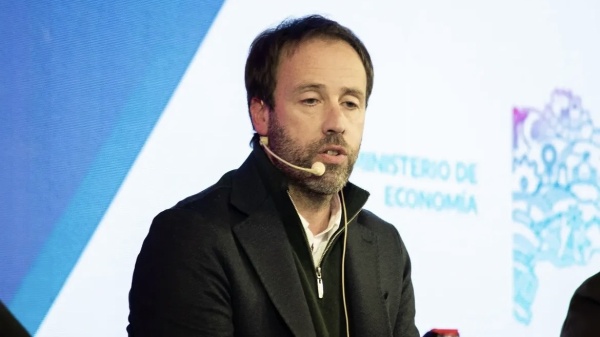 El ministro de Econom&iacute;a de Kicillof advirti&oacute;: &ldquo;La industria bonaerense no encuentra piso&rdquo; y cay&oacute; 11,4% desde 2023