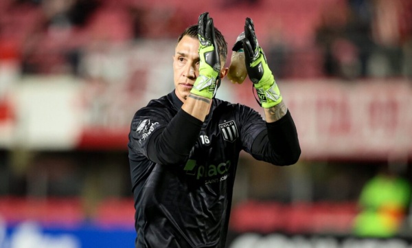 El orgullo del Pincha Mundialista: Fernando Muslera fue agasajado antes de partir al Mundial