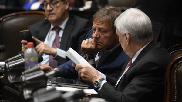 Zago: &ldquo;El 99% de los argentinos&rdquo; cree que Adorni &ldquo;es un mentiroso&rdquo; y el Gobierno es &ldquo;caprichoso&rdquo; por sostenerlo
