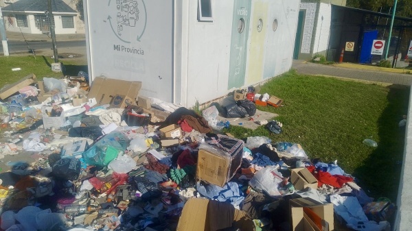 Basurales en pleno centro y un tanque tomado por &ldquo;fisuras&rdquo;: el reclamo que sacude a Berisso