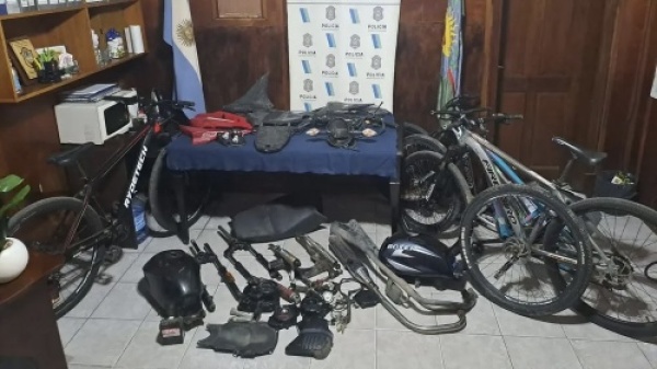 Desbarataron desarmadero en La Plata: hab&iacute;a motos robadas y bicis de alta gama borradas