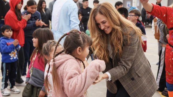 Tolosa Paz en La Plata: &ldquo;Que los pibes de Altos de San Lorenzo conozcan el mar es igualdad de oportunidades&rdquo;