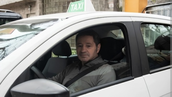 El peor mes de los taxistas de La Plata: sin viajes, sin GNC y con Uber cada vez m&aacute;s cerca de ser legal