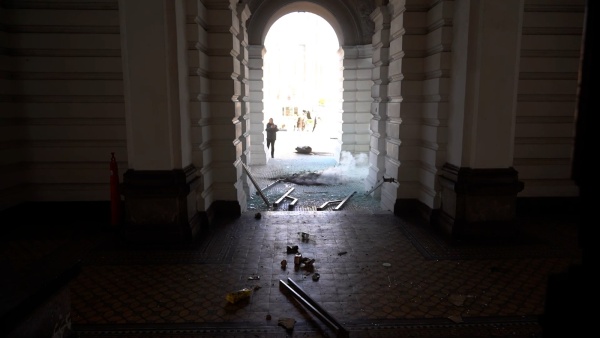 La Municipalidad de La Plata denunci&oacute; al MTE: rechaz&oacute; la licitaci&oacute;n y atac&oacute; el Palacio para sostener un contrato millonario