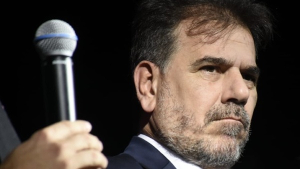 "Tiene ocho d&iacute;as": el PRO le puso fecha de vencimiento a Adorni