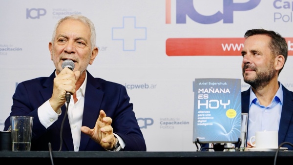 Alak recibi&oacute; a Sujarchuk en La Plata para debatir sobre inteligencia artificial y ciudades humanas
