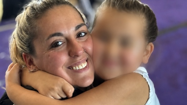 El desesperado pedido de una mam&aacute; de La Plata: denuncia que la obra social OSUTHGRA dej&oacute; sin tratamiento a su hija de 7 a&ntilde;os