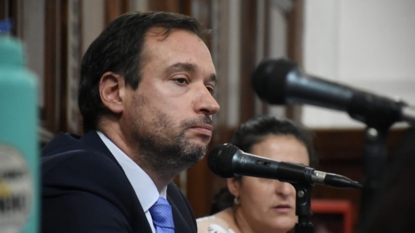 Ganduglia avanza con su proyecto para eliminar el Comando de Patrullas y reforzar las 16 comisar&iacute;as de La Plata