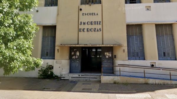 La escuela a la que fue el Indio Solari lleva m&aacute;s de un mes y medio sin calefacci&oacute;n y crece el reclamo de las familias