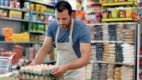 Empleados de comercio acordaron un aumento del 5,7% y sumas fijas: c&oacute;mo quedan los salarios