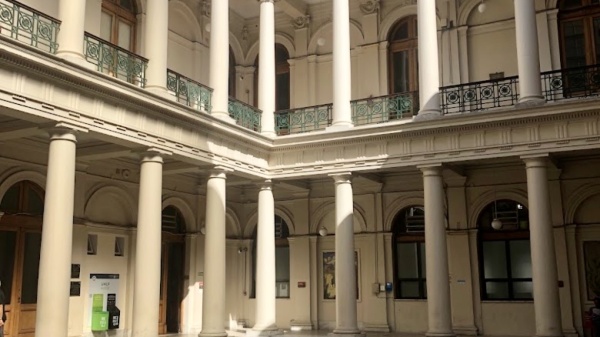 El Gobierno ratific&oacute; que las universidades nacionales pueden cobrarles a estudiantes extranjeros