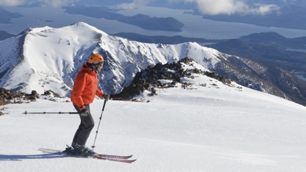 Esquiar en Bariloche ya cuesta m&aacute;s que en Europa: el Cerro Catedral super&oacute; a Andorra