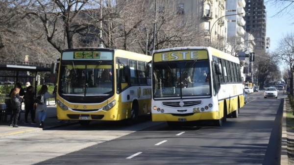 Crece la preocupaci&oacute;n en La Plata: la UTA qued&oacute; en alerta y podr&iacute;a haber un nuevo paro de micros