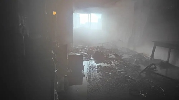 Una estufa habr&iacute;a provocado un voraz incendio y un departamento qued&oacute; destruido en La Plata