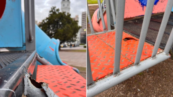 Peligro para los chicos en Plaza Moreno: denuncian juegos rotos y oxidados frente a la Municipalidad