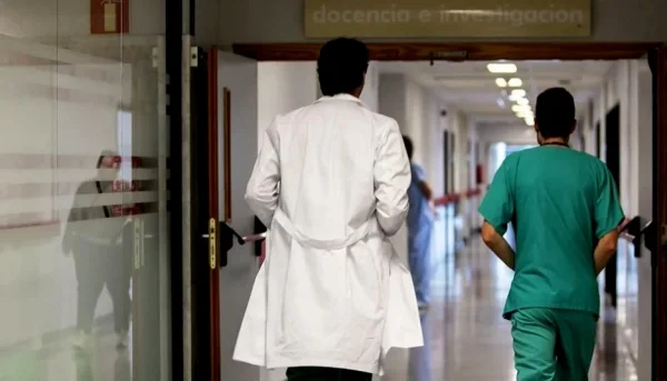 Kicillof cerr&oacute; la paritaria con los m&eacute;dicos: cobrar&aacute;n un 7% en dos tramos