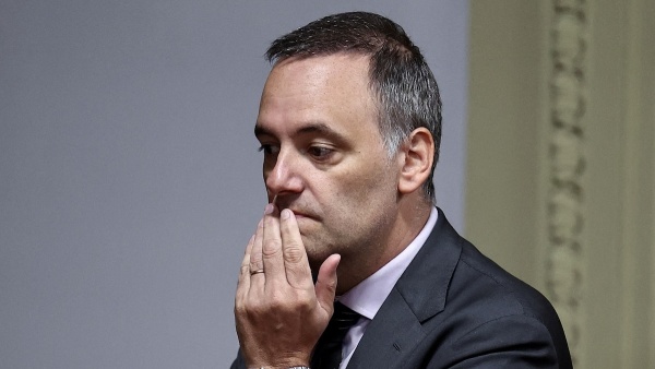 La Justicia le prohibi&oacute; salir del pa&iacute;s a Manuel Adorni en la causa por enriquecimiento il&iacute;cito