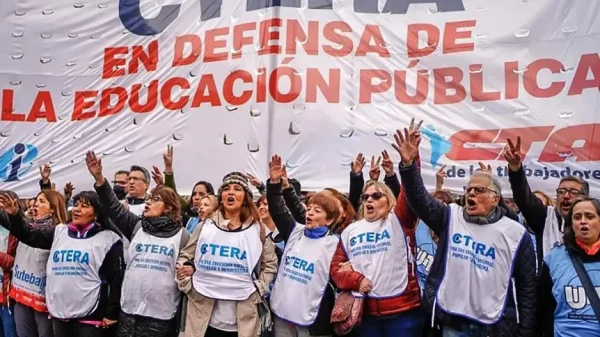 Paro docente nacional: el regreso a clases en La Plata estar&aacute; marcado por la protesta