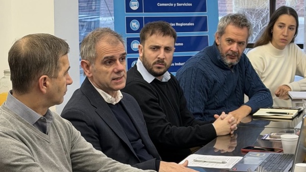 Conexiones, inversiones y distribuidoras: empresarios evacuaron dudas en una charla con el vicepresidente de OCEBA