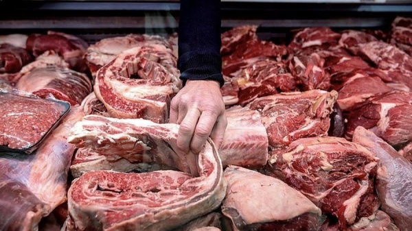 El consumo de carne vacuna cay&oacute; m&aacute;s de 11% en el primer semestre mientras los precios subieron por encima de la inflaci&oacute;n