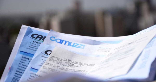 La Procuraci&oacute;n respald&oacute; al Gobierno y la Corte podr&iacute;a avalar el fin de las tasas municipales en las boletas de luz y gas