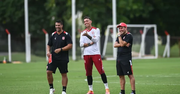 Palabra de Cacique: Medina banc&oacute; a Muslera, confirm&oacute; cu&aacute;ndo vuelve y fue categ&oacute;rico cuando le preguntaron por la Selecci&oacute;n