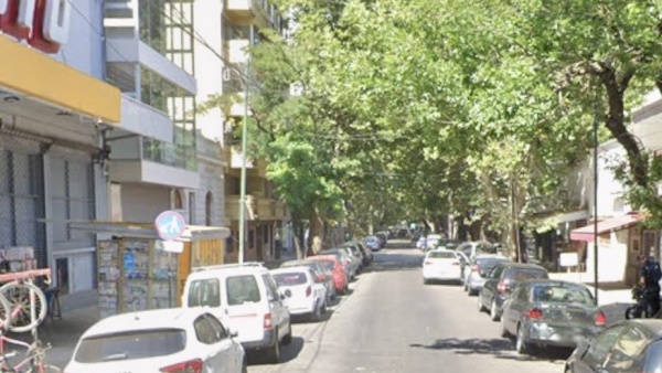 Denuncian que un hombre baj&oacute; de un auto para seguir a un nene de 11 a&ntilde;os en pleno centro de La Plata