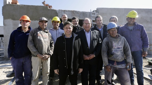 Kicillof usar&aacute; inteligencia artificial para definir qu&eacute; obras p&uacute;blicas son sostenibles