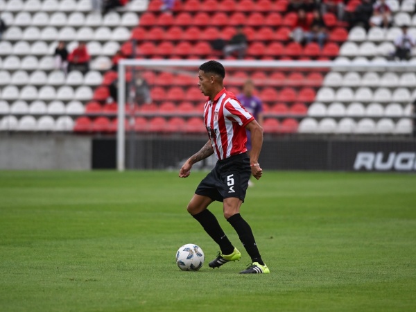 La conmovedora despedida de un futbolista del Pincha: "Gracias por ayudarme a m&iacute; y a mi familia"