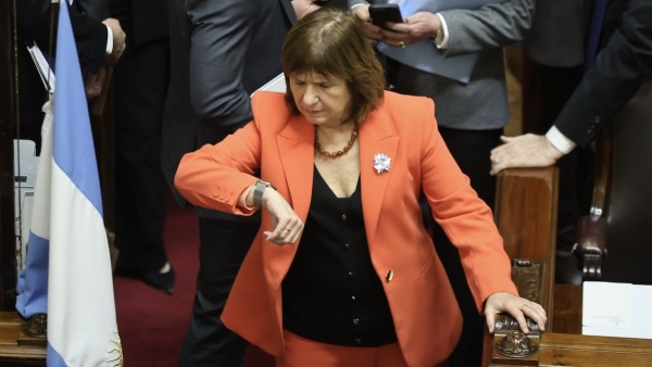 Bullrich cedi&oacute; ante los aliados por el S&uacute;per RIGI y abri&oacute; una interna con el equipo de Caputo