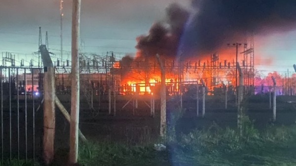 Se incendi&oacute; la central el&eacute;ctrica de Tolosa y provoc&oacute; un apag&oacute;n masivo en La Plata