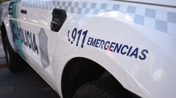 Volvi&oacute; a su casa en La Plata y qued&oacute; cara a cara con dos ladrones que escapaban: &ldquo;No pude hacer nada&rdquo;